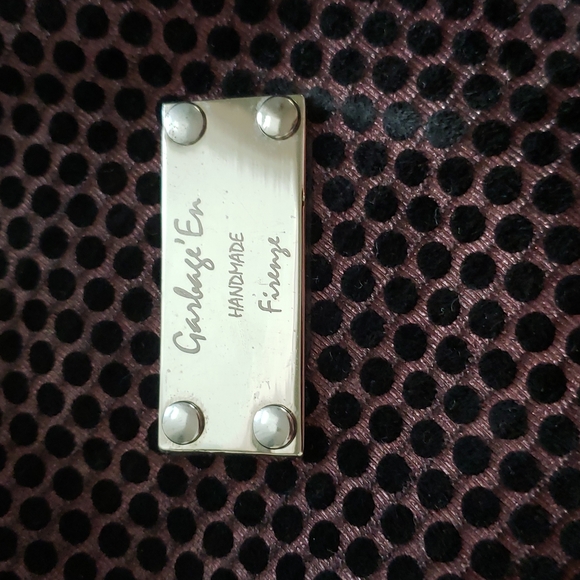 Italian handbag. Purple and black. Chain shoulder strap. Sinched rope to close. - Picture 3 of 5